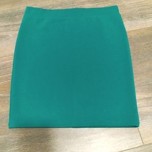 Forever 21 skirt,size Medium,emerald green